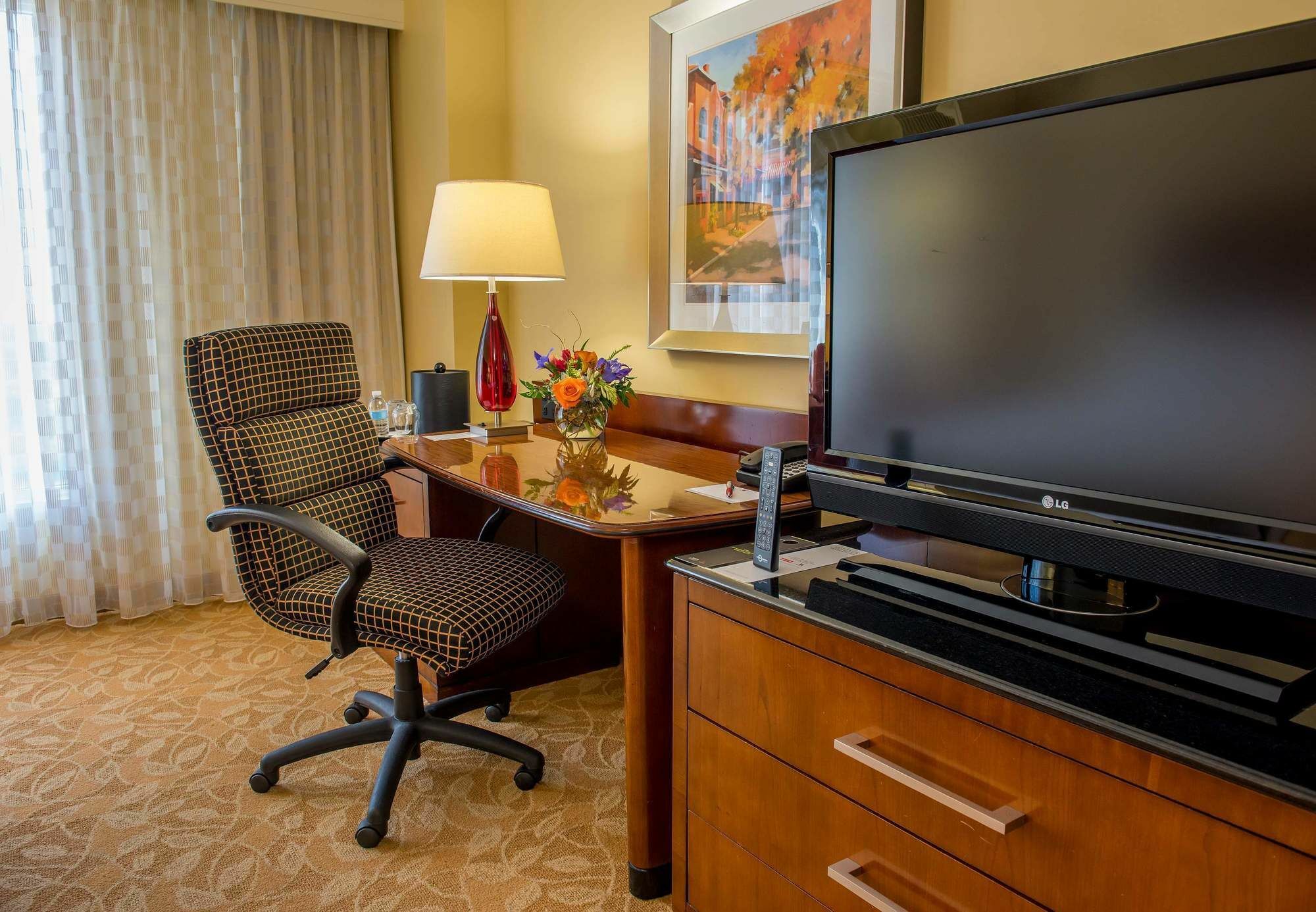 Raleigh Marriott City Center Buitenkant foto